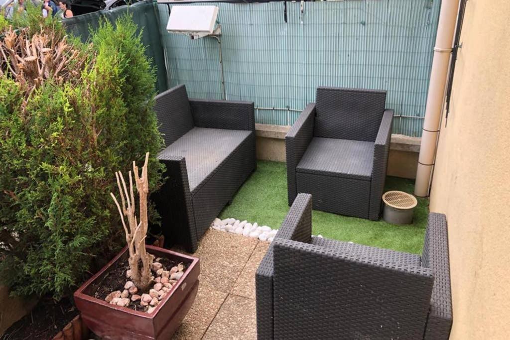 Amilly Park 6 Personnes 2 Chambres Pk Prive En Sous Sol سيري المظهر الخارجي الصورة
